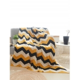 Zig Zag Jacquard Contrast Knitted Blanket